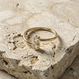 Gemina Twin Ring - two-stone diamond ring - on hand - Lucano