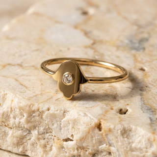 Amuleto Hamsa Ring - round brilliant diamond ring - on hand - Lucano