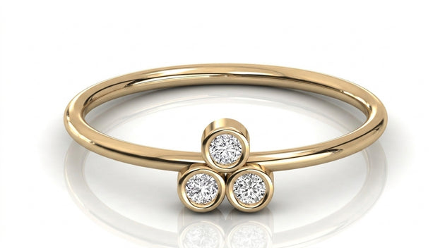 Trifoglio Cluster Ring - trefoil diamond cluster ring - front view - Lucano