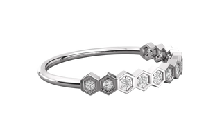 Favo Honeycomb Eternity Ring - honeycomb pavé eternity ring - three-quarter view - Lucano