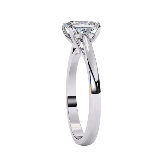 Reale Princess Solitaire - princess cut engagement ring - in 9ct yellow gold - Lucano