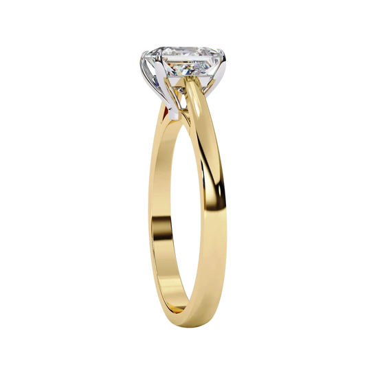 Reale Princess Solitaire - princess cut engagement ring - in 18ct yellow gold - Lucano