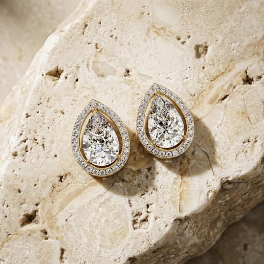 Lacrima Pear Halo Studs