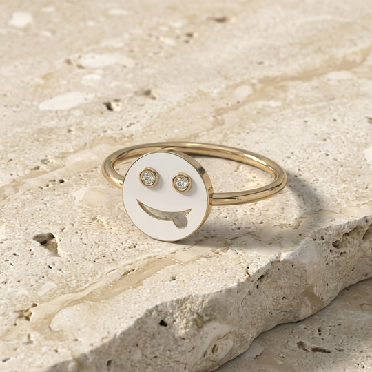 Happy Diamond Ring - diamond signet ring with star cluster - on hand - Lucano