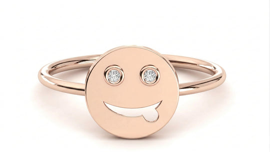 Happy Diamond Ring - diamond signet ring with star cluster - detail close-up - Lucano