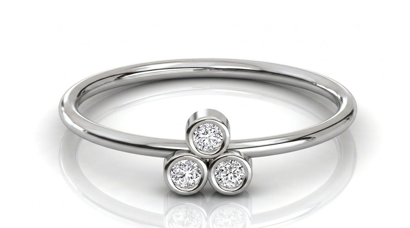 Trifoglio Cluster Ring - trefoil diamond cluster ring - side profile - Lucano