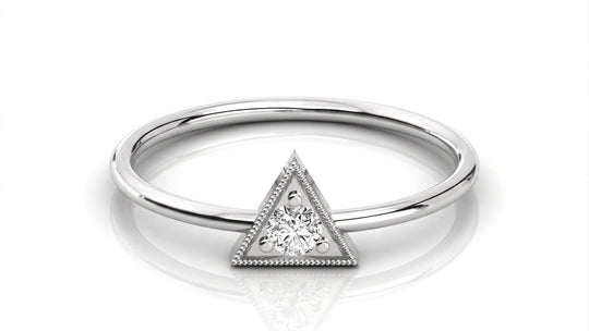 Saetta Triangle Ring - triangle diamond ring - side profile - Lucano