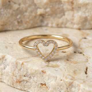 Cuore Pavé Heart Ring - round brilliant diamond ring - on hand - Lucano