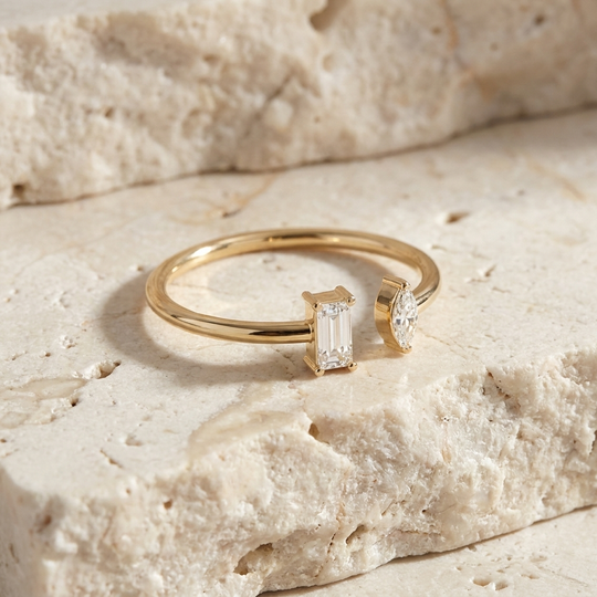 Eos Open Ring - open diamond ring - front view - Lucano