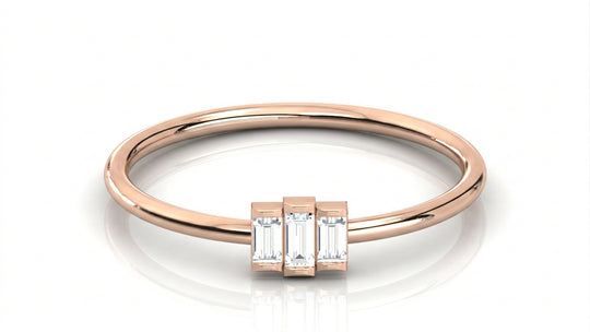 Tre Baguette Ring - baguette diamond ring - detail close-up - Lucano
