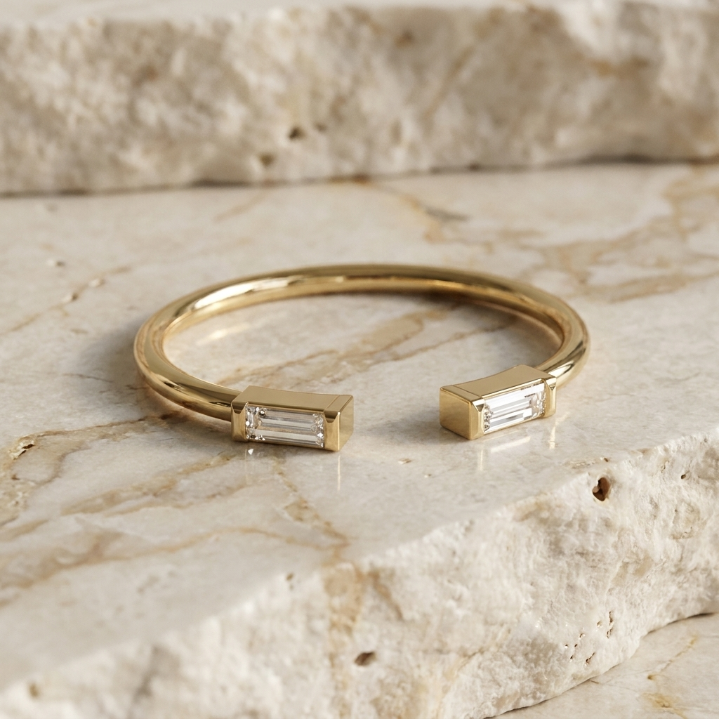 Doppia Baguette Open Ring - baguette-cut diamond ring - on hand - Lucano
