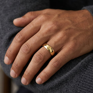 Fede Classica Larga - 5.5mm classic wedding band - on hand - Lucano