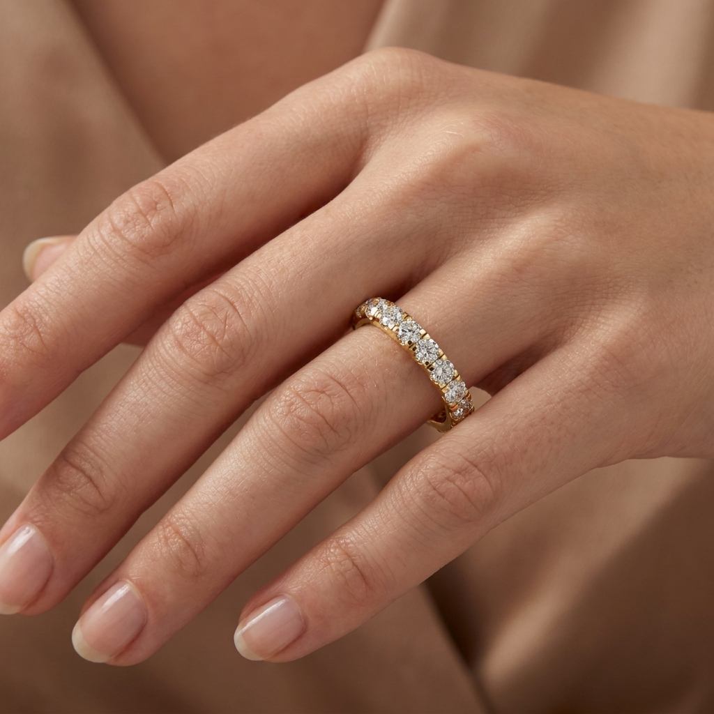 Vesta Band - round brilliant diamond eternity ring - on hand - Lucano