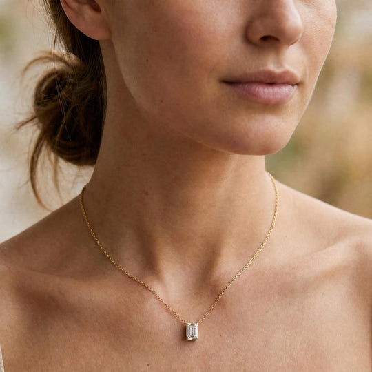 Chiara emerald-cut diamond pendant on a fine gold chain